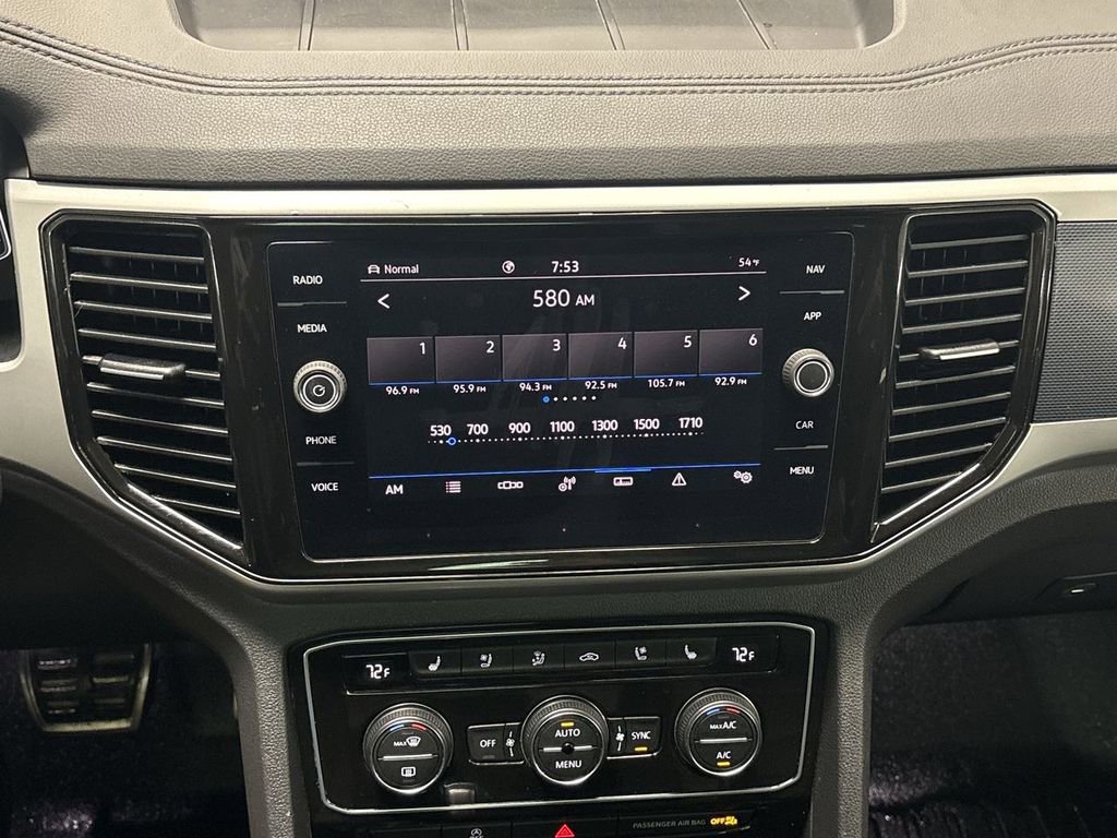 Used 2022 Volkswagen Atlas Cross Sport SEL R-Line image 38