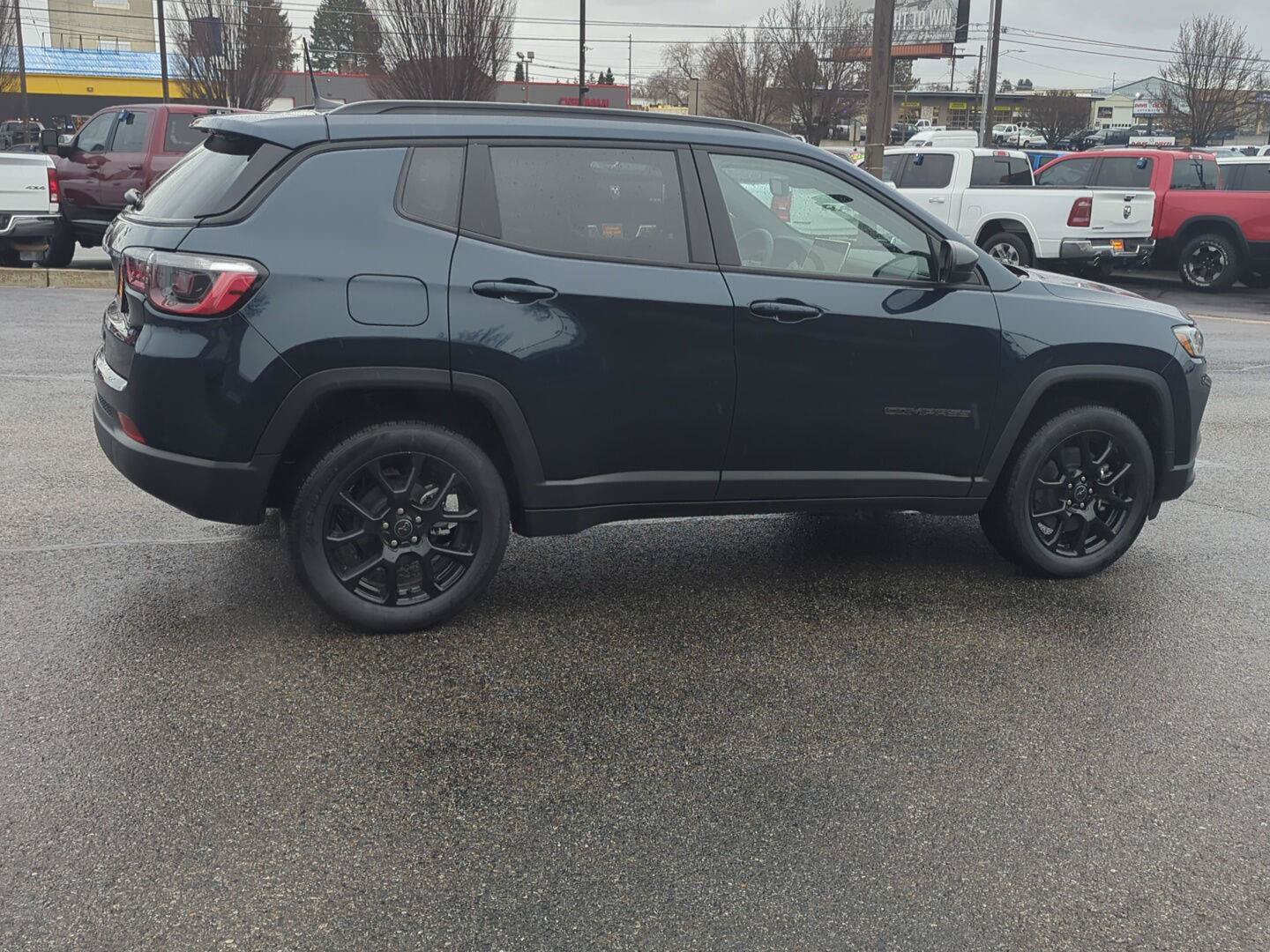New 2026 Jeep Compass Latitude AWD/4WD image 7
