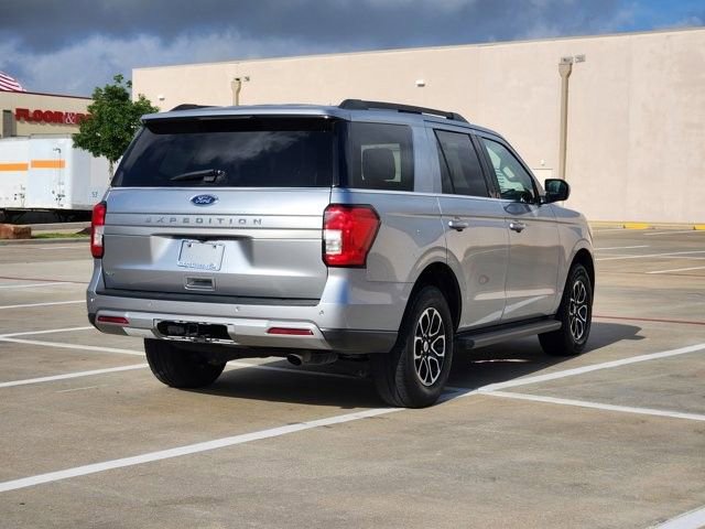 Used 2024 Ford Expedition XLT image 5