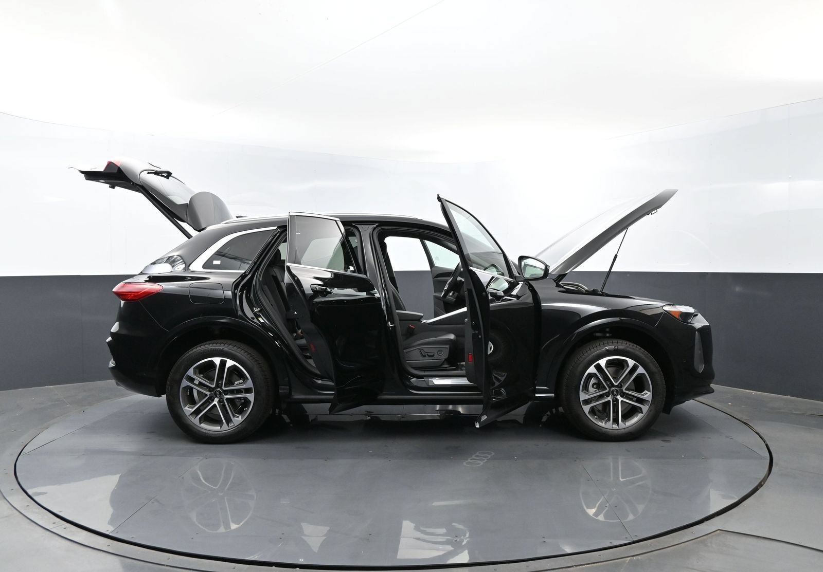 New 2026 Audi Q5 Premium AWD/4WD image 32