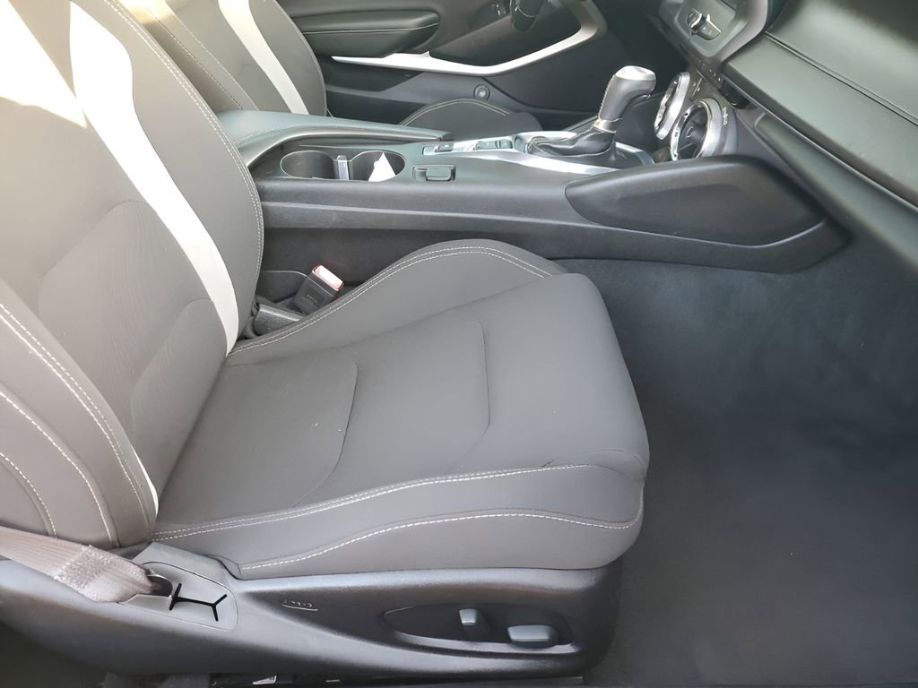 Used 2017 Chevrolet Camaro LT image 16