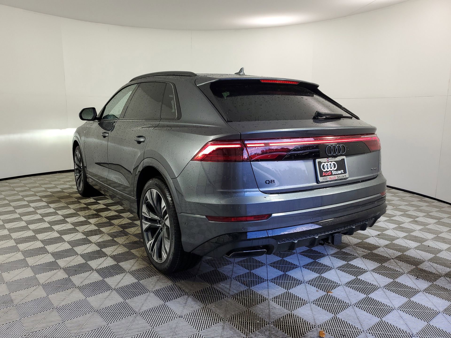 New 2026 Audi Q8 Premium Plus image 8