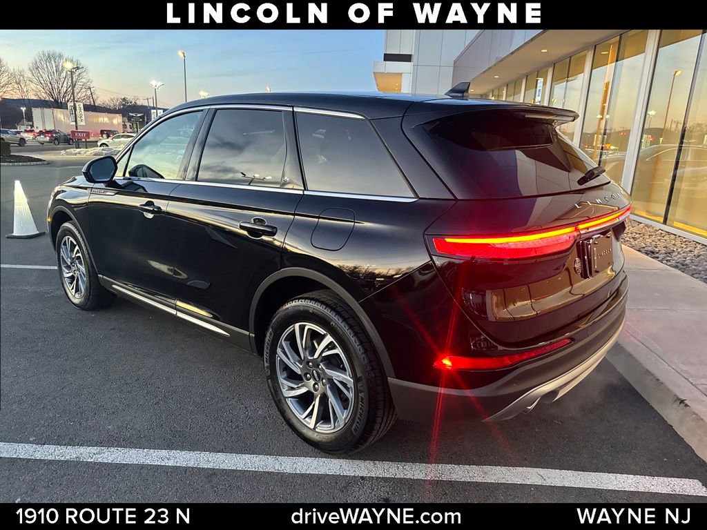 Certified 2023 Lincoln Corsair AWD video 3