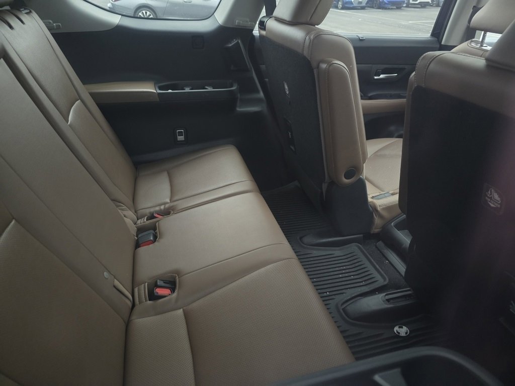 Used 2024 Toyota Grand Highlander Platinum image 15