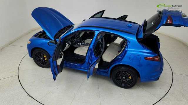 Used 2020 Alfa Romeo Stelvio Ti w/ Nero Edizione image 88