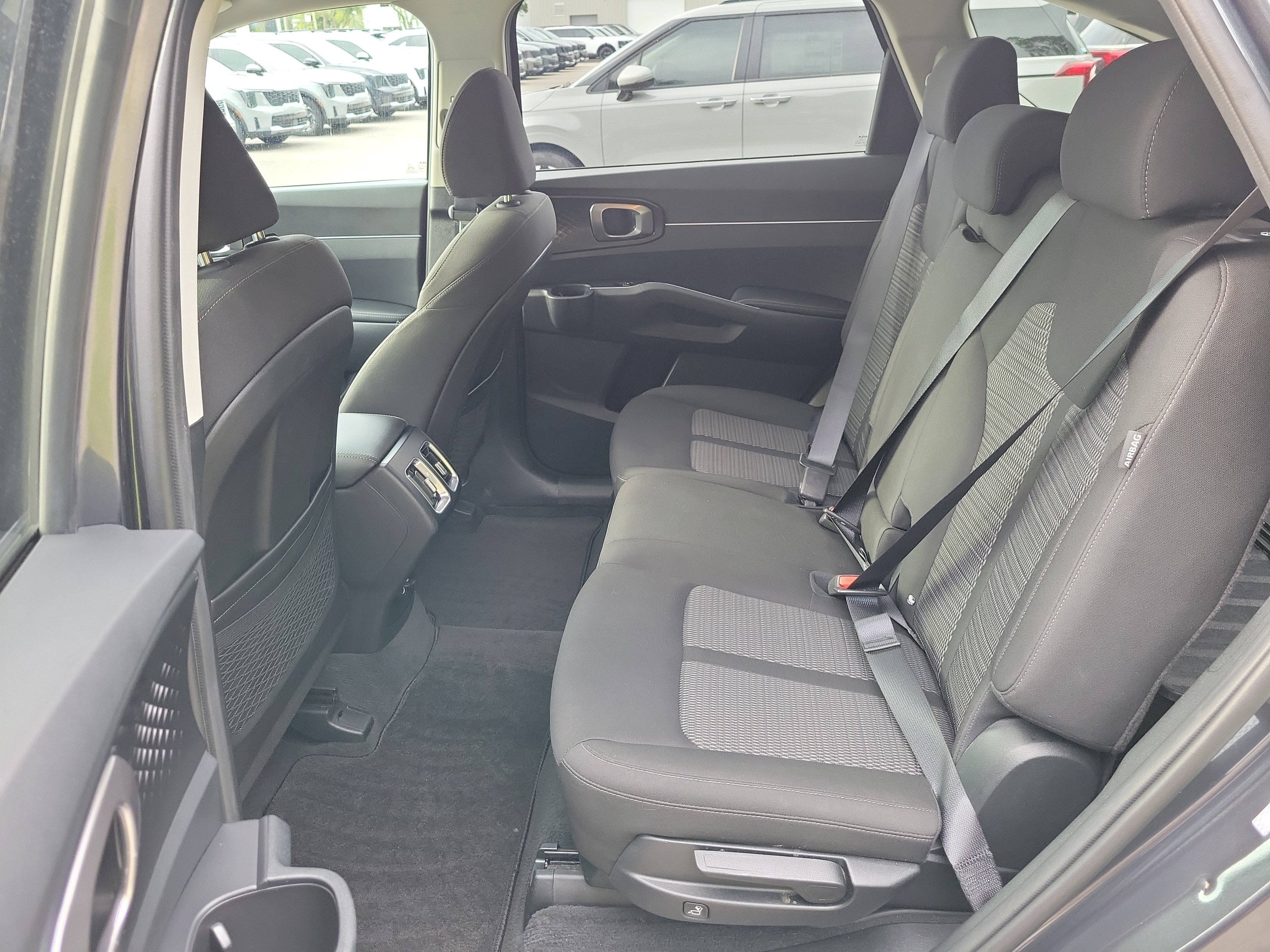 Certified 2024 Kia Sorento LX FWD image 15