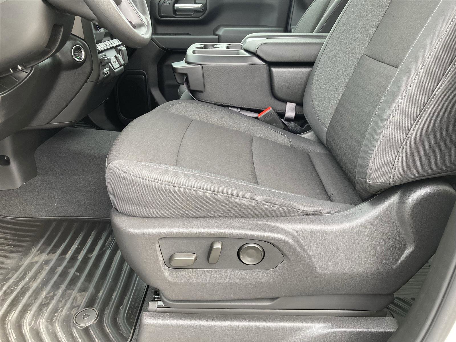 New 2026 Chevrolet Silverado 2500 Custom w/ Custom Value Package image 14