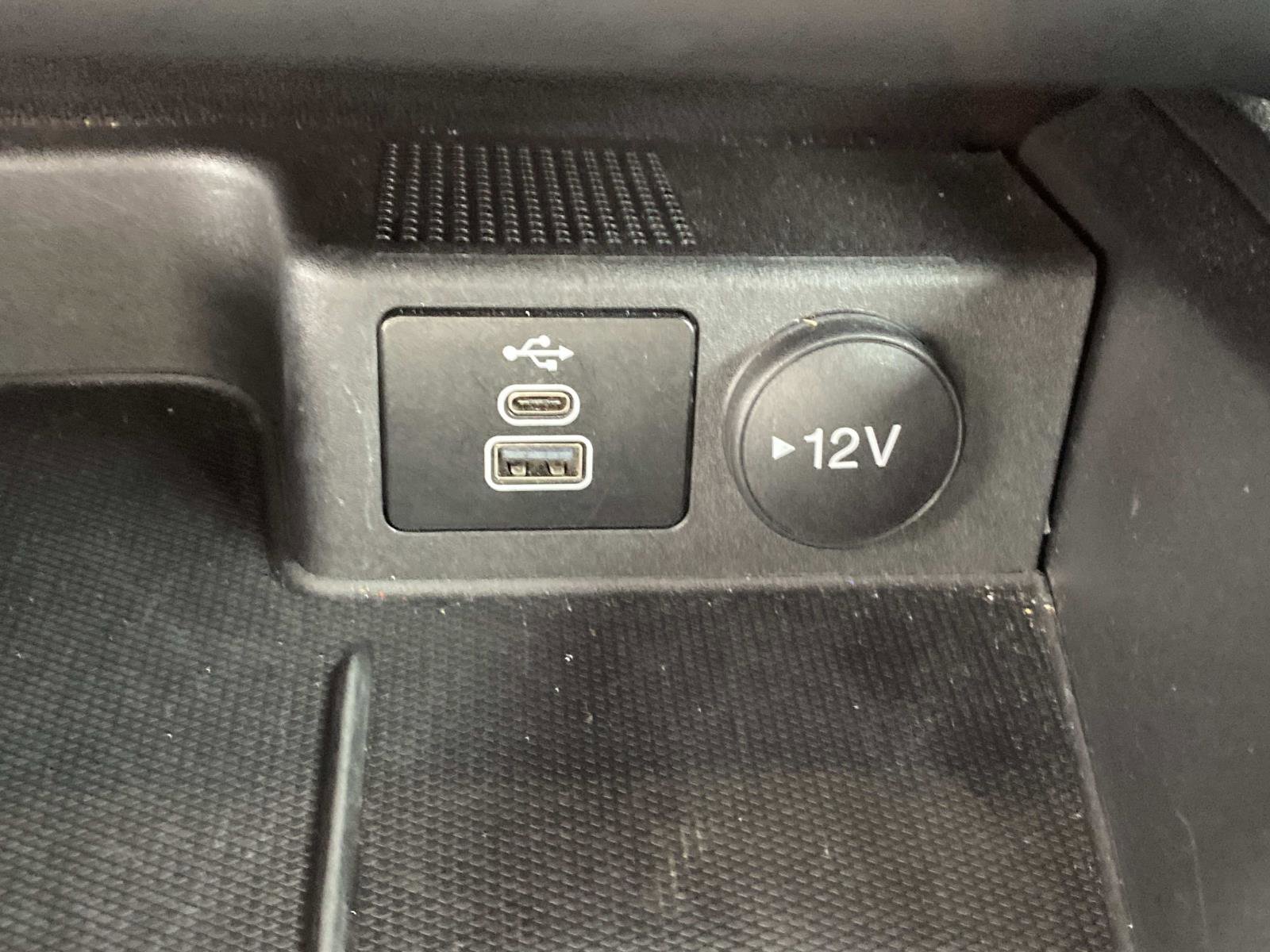 Used 2025 Ford Escape ST-Line Select image 25