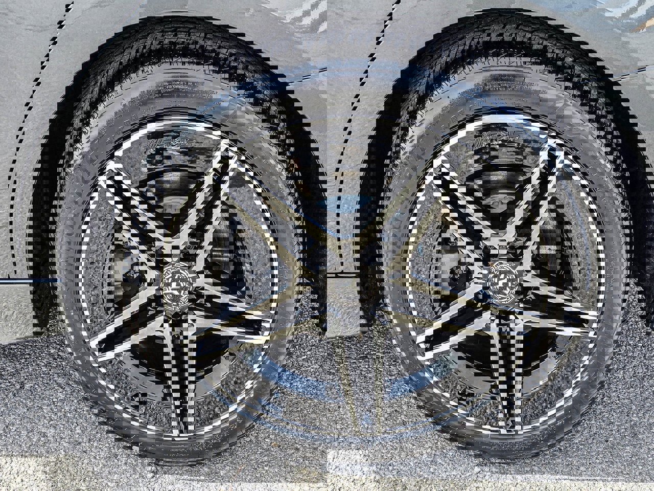 New 2025 Mercedes-Benz C 300 4MATIC Sedan image 9