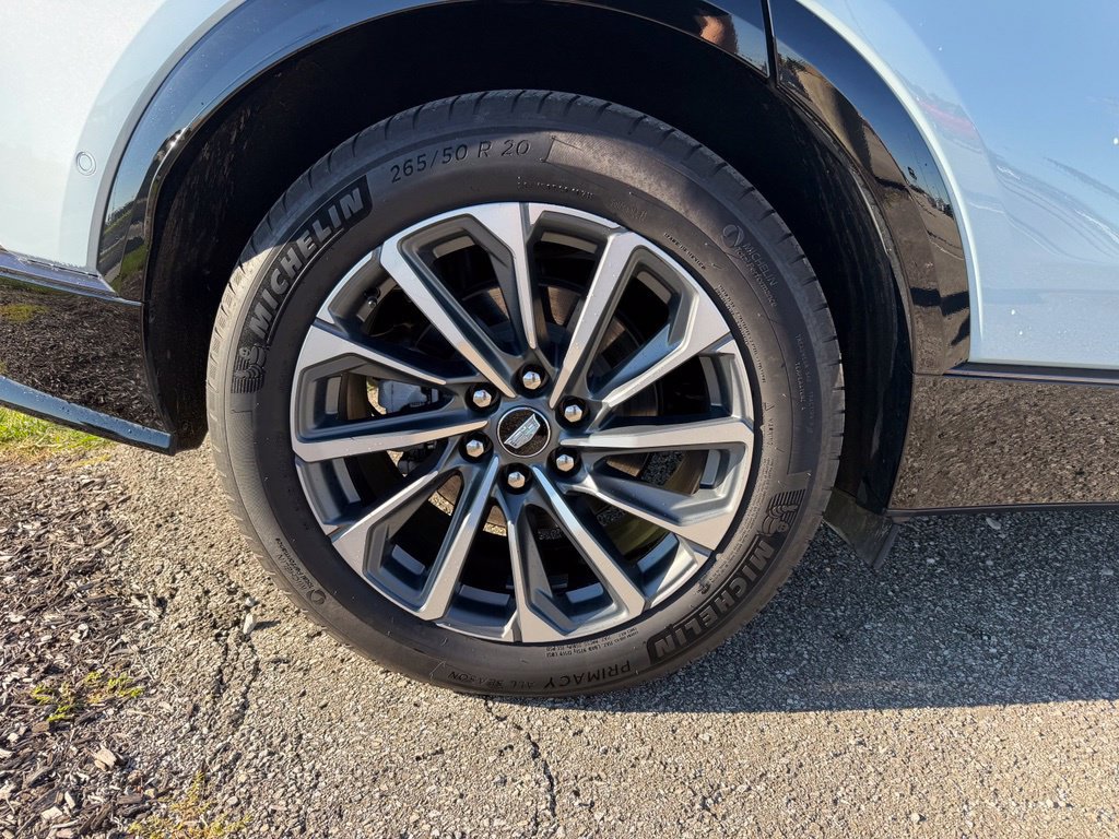 Certified 2024 Cadillac Lyriq Sport AWD/4WD image 18