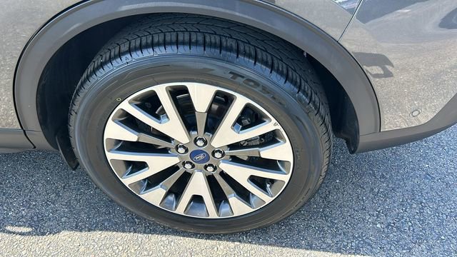 Certified 2020 Ford Escape Titanium AWD/4WD image 6