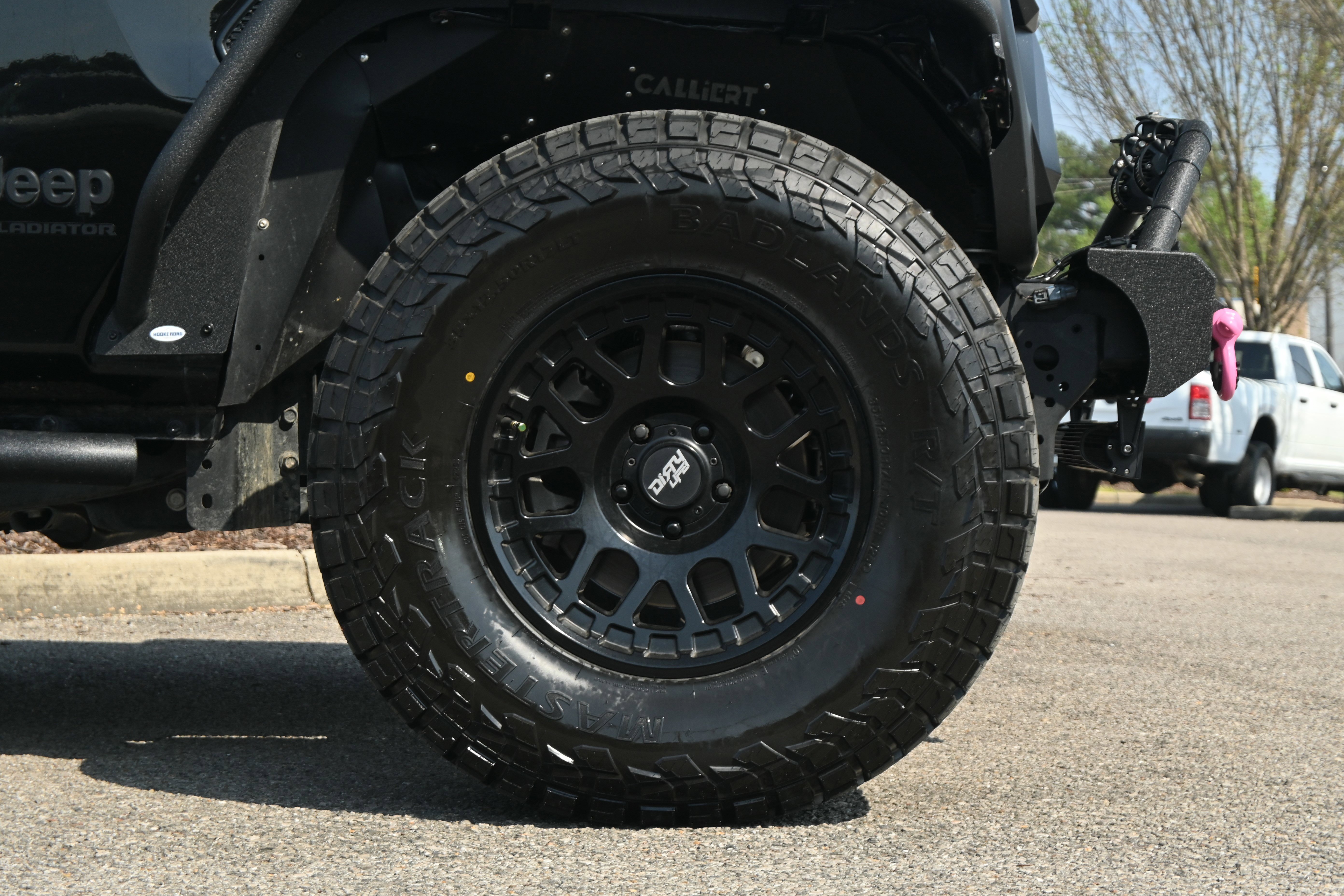 Used 2023 Jeep Gladiator Sport image 22