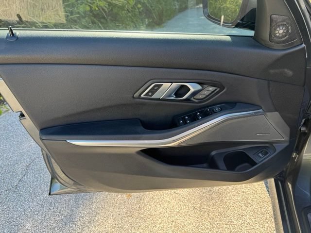 Used 2021 BMW 330i xDrive Sedan w/ Premium Package AWD/4WD image 8
