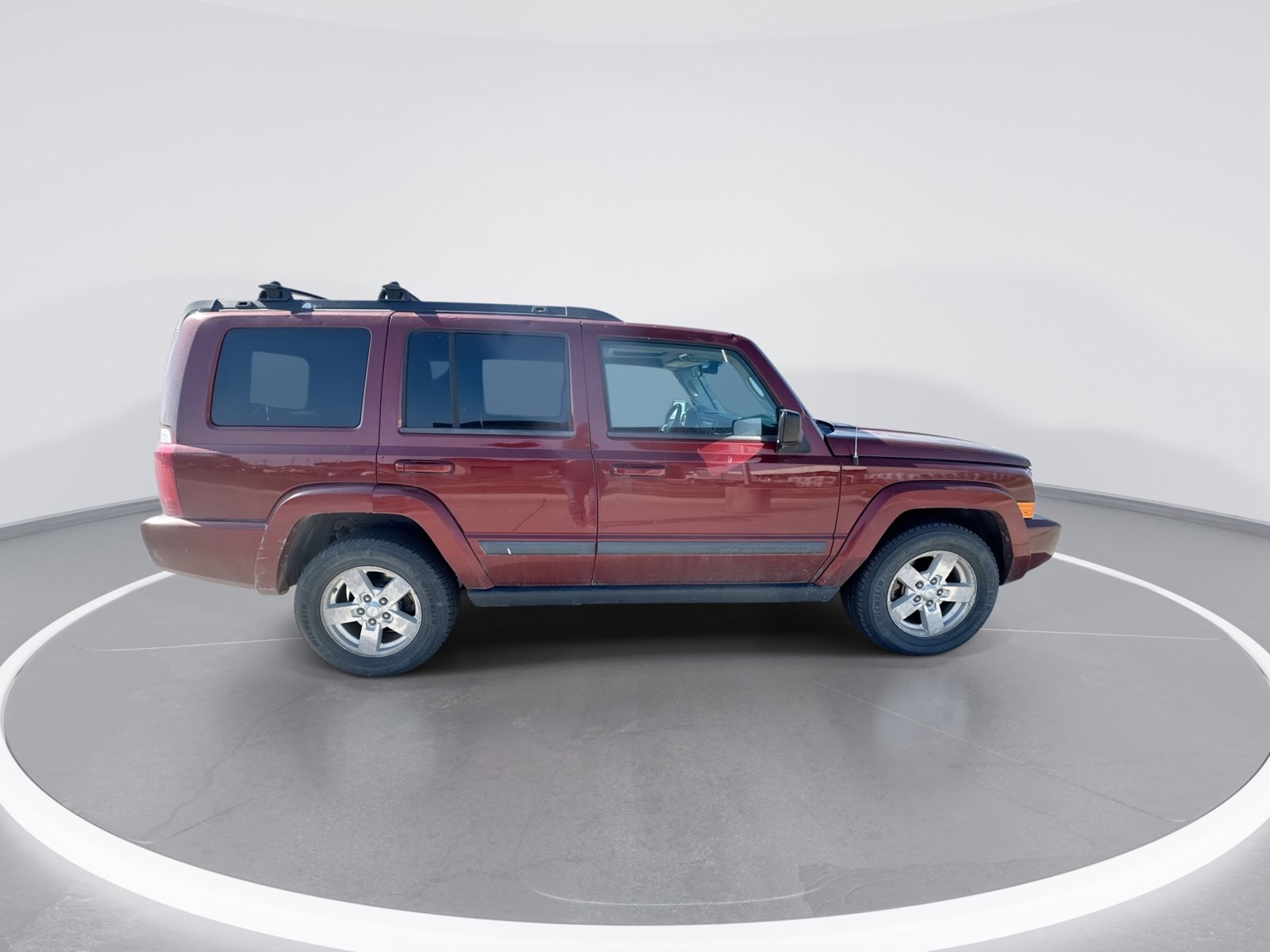 Used 2008 Jeep Commander Sport image 9