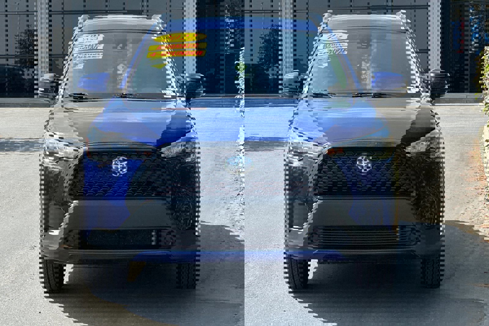 Used 2022 Toyota Corolla Cross LE image 10