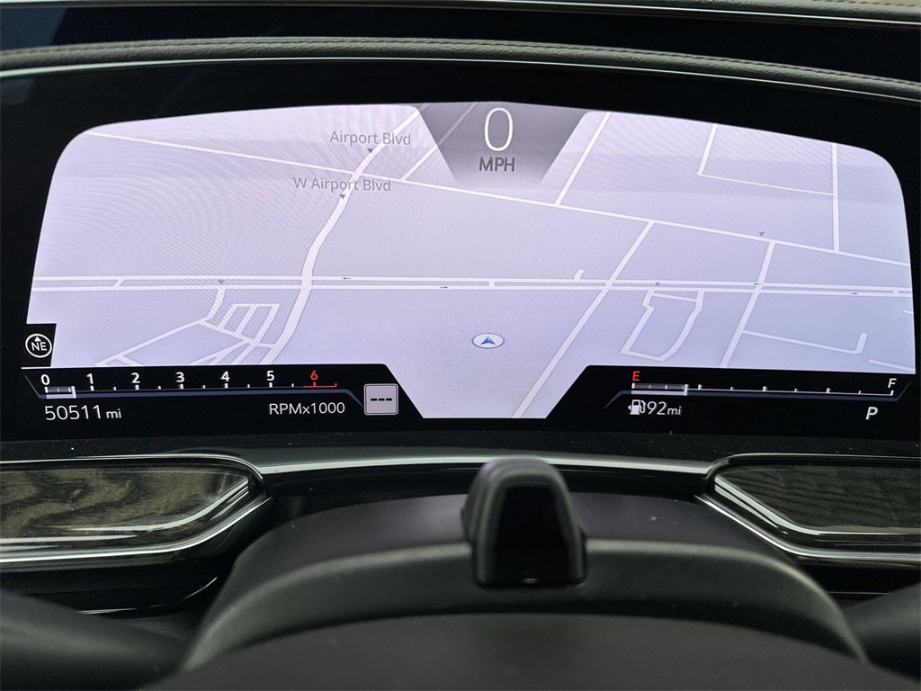 Used 2024 Cadillac Escalade Premium Luxury image 40