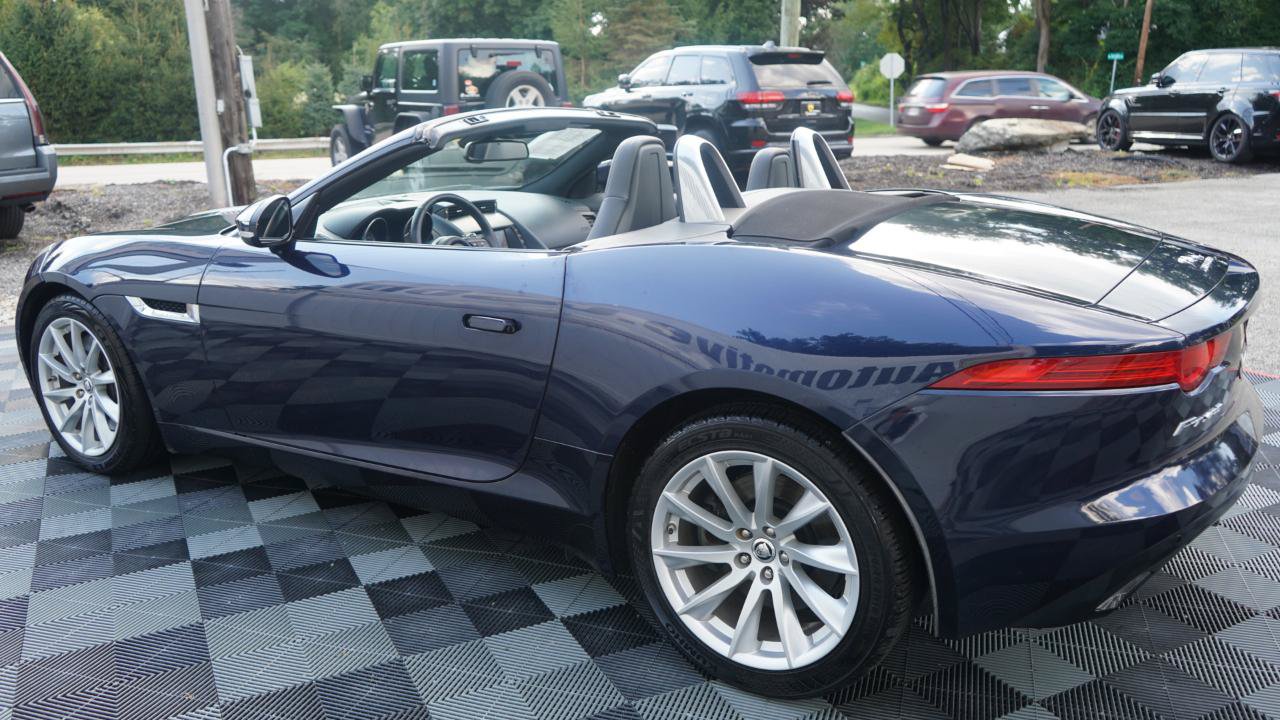 Used 2014 Jaguar F-TYPE Convertible RWD image 10