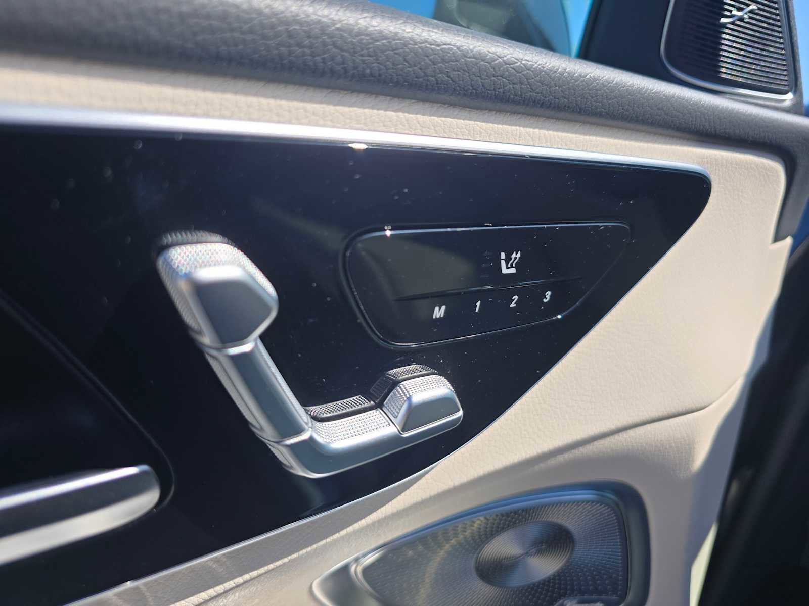 Used 2025 Mercedes-Benz C 300 4MATIC Sedan image 26