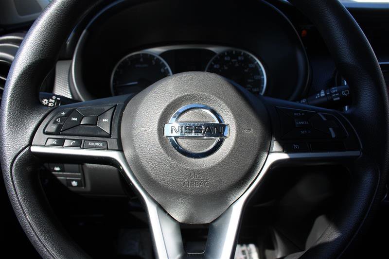 Used 2022 Nissan Kicks S FWD image 13