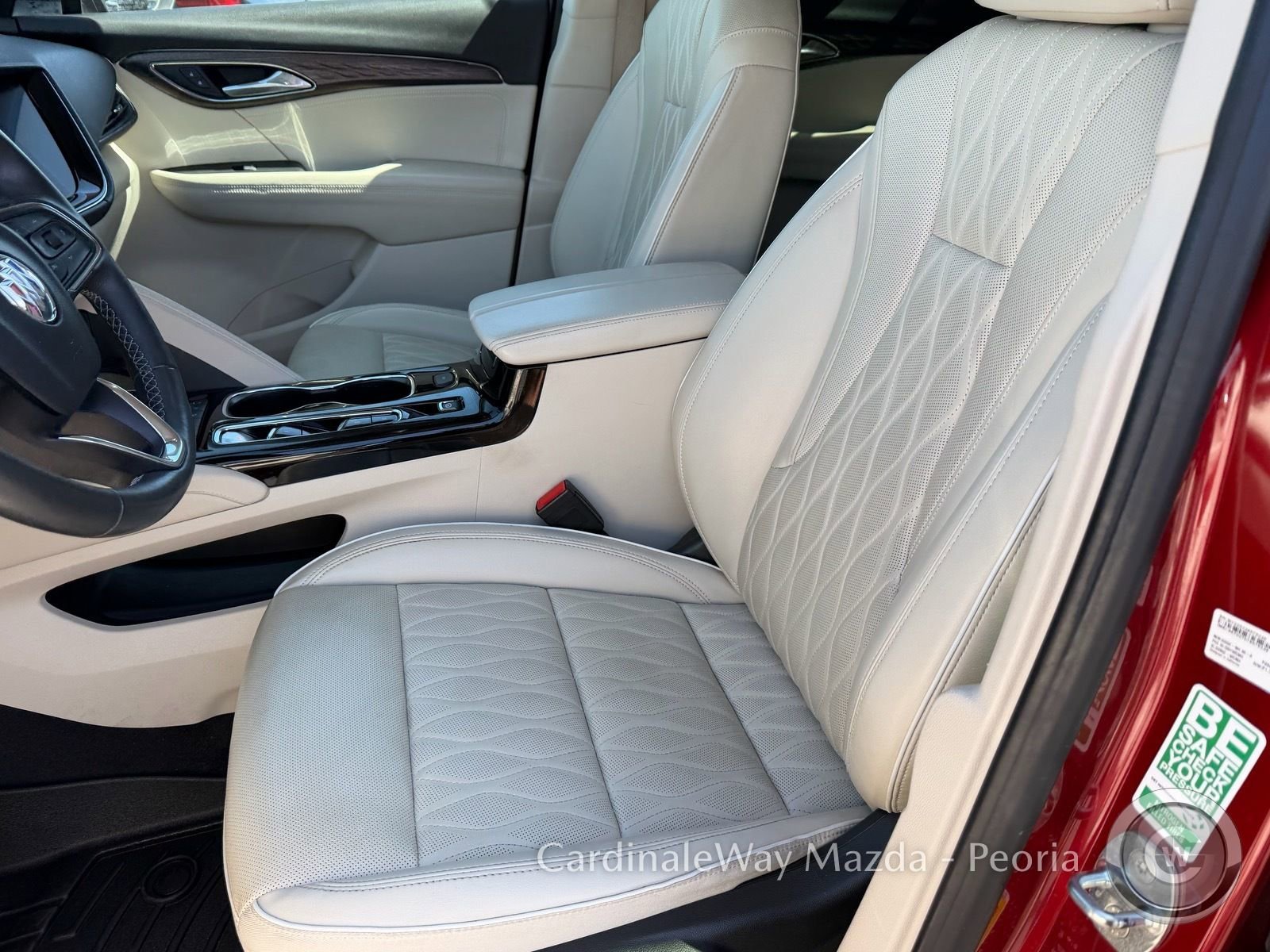 Used 2022 Buick Envision Avenir w/ Technology Package II FWD image 24