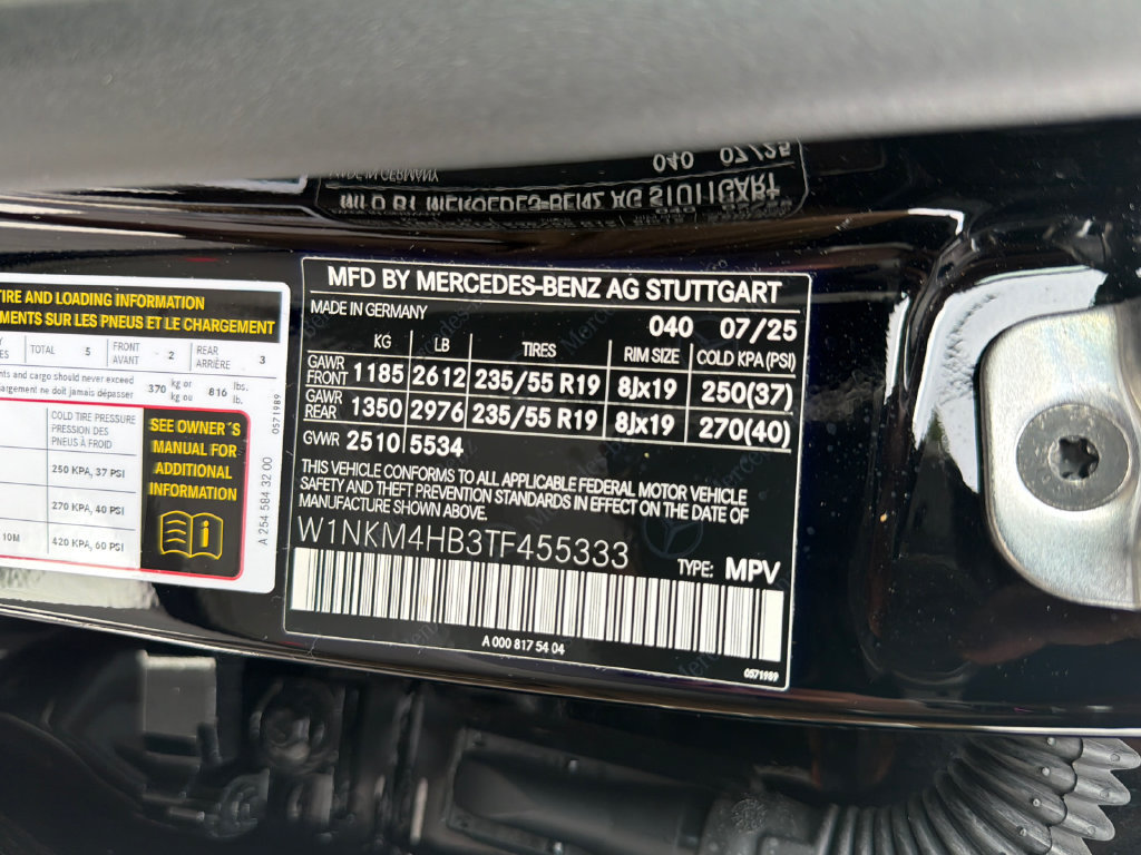 Used 2026 Mercedes-Benz GLC 300 4MATIC image 32
