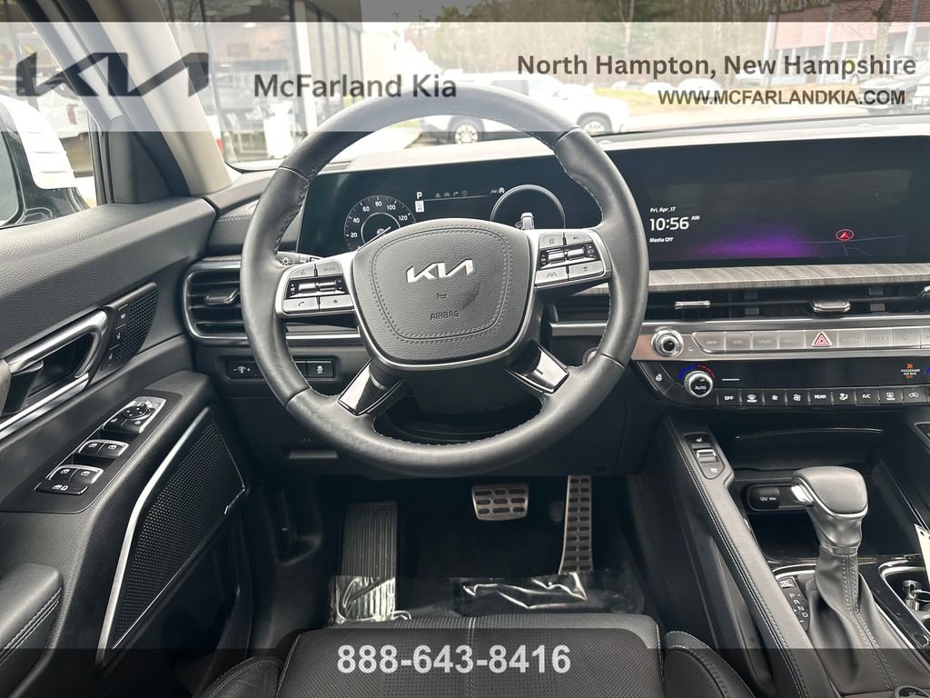 Used 2024 Kia Telluride SX w/ Towing Package image 14