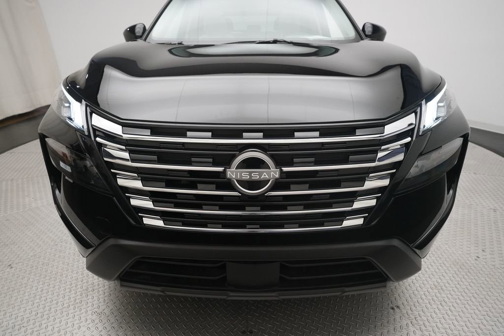 Certified 2025 Nissan Rogue SV w/ SV Premium Package image 22