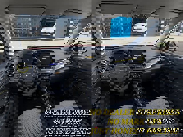 New 2026 Chevrolet Trax LT image 15