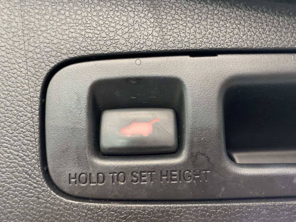 Used 2018 Honda CR-V Touring image 30