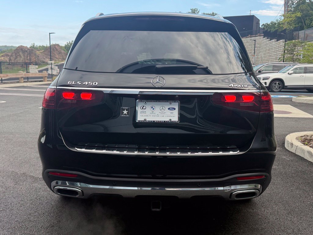 Certified 2026 Mercedes-Benz GLS 450 4MATIC image 6