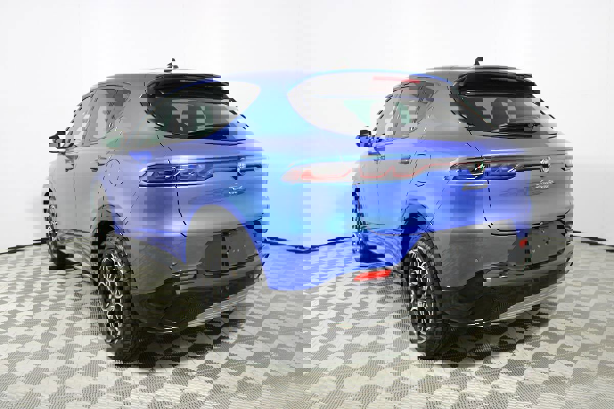 Used 2024 Alfa Romeo Tonale Ti AWD/4WD image 34