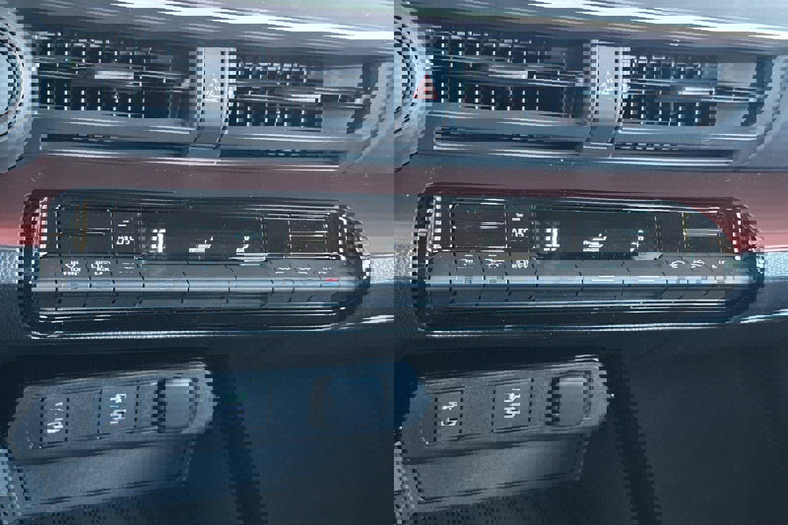 New 2026 Toyota Prius Plug-In Hybrid image 22