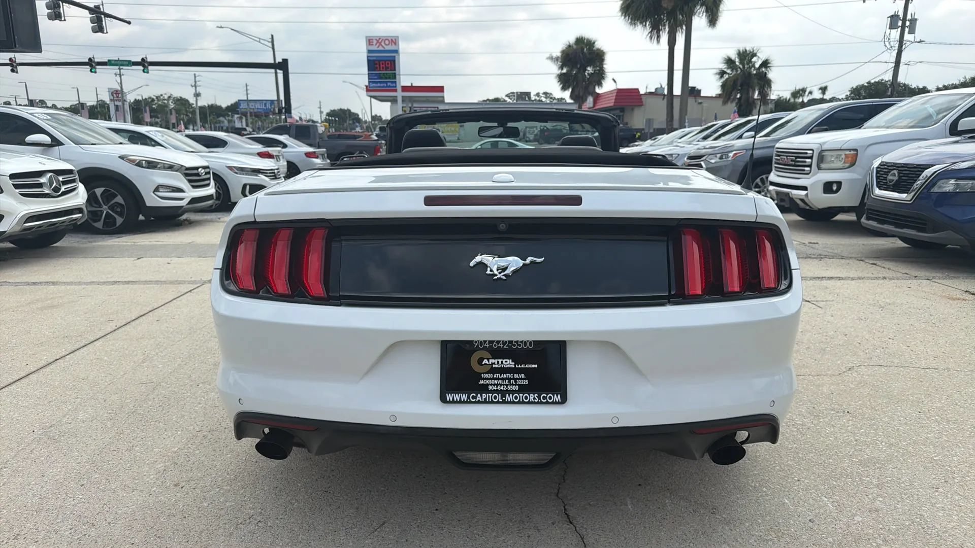 Used 2017 Ford Mustang Premium RWD image 12