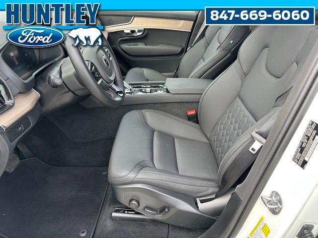 Used 2025 Volvo XC90 B6 Plus AWD/4WD image 22