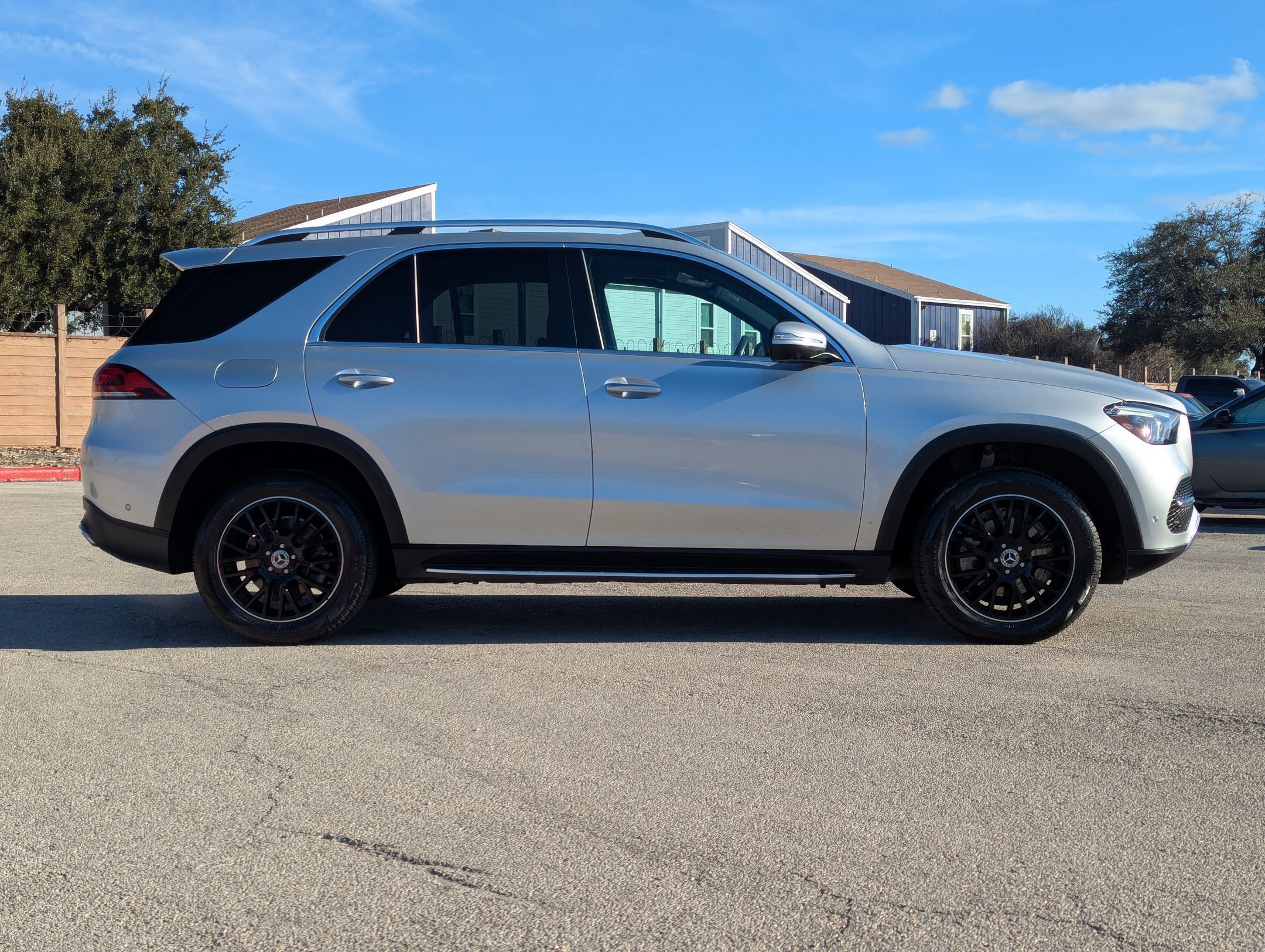 Used 2020 Mercedes-Benz GLE 350 GLE 350 image 3