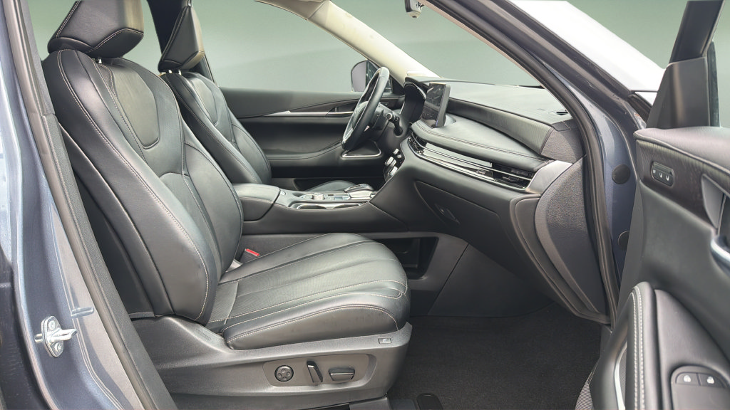 Used 2023 INFINITI QX60 Sensory AWD/4WD image 12