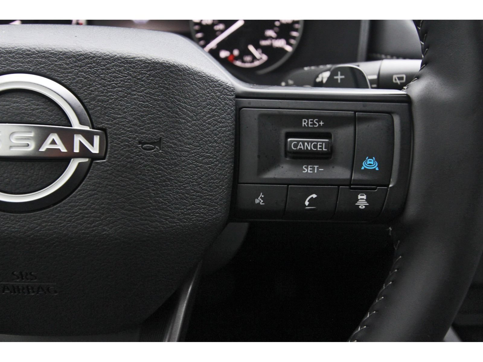 Certified 2026 Nissan Rogue SV FWD image 19