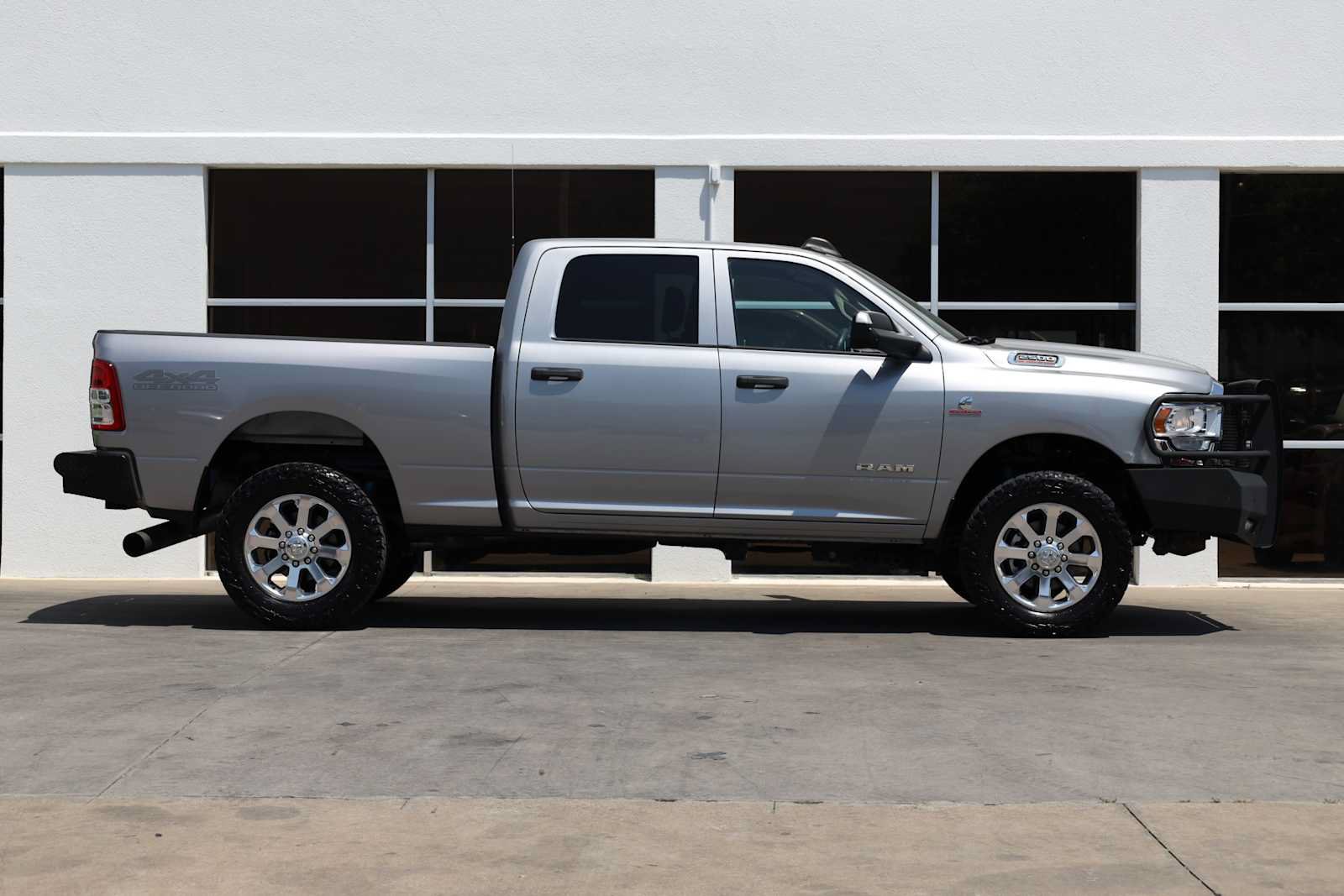 Used 2019 RAM 2500 Tradesman AWD/4WD image 8
