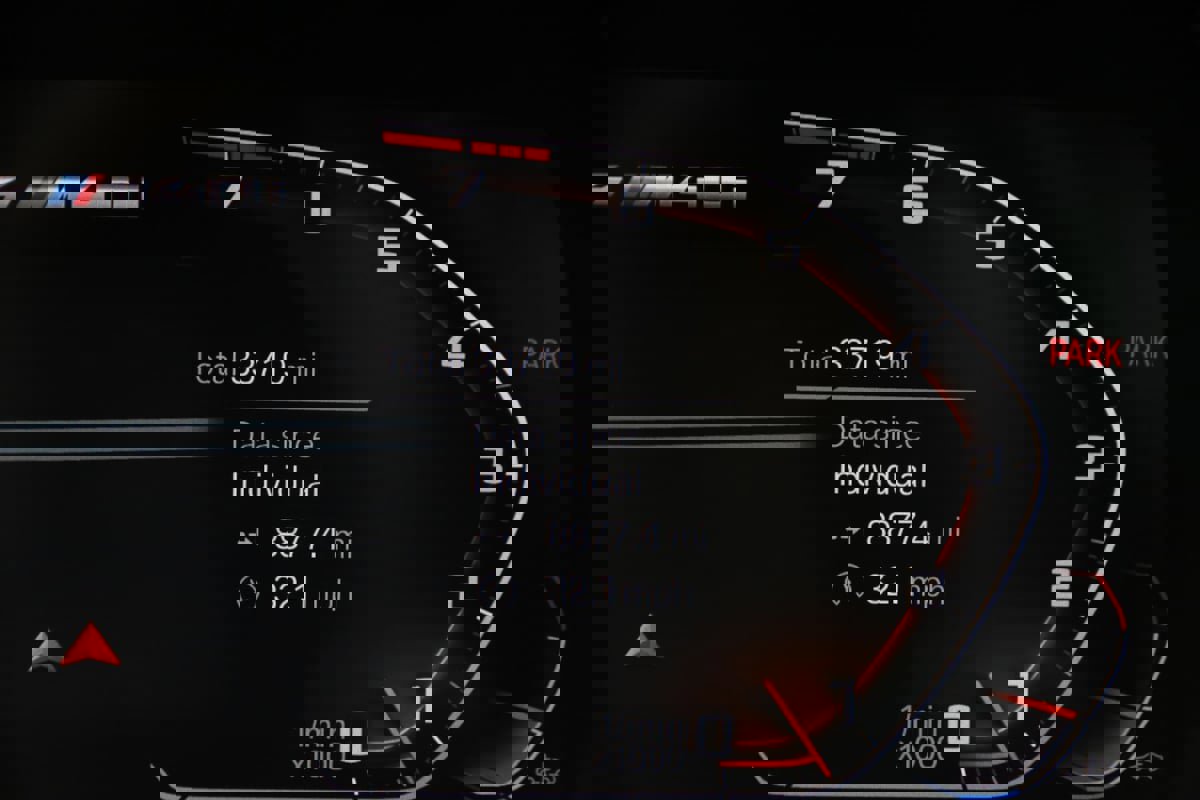 Used 2022 BMW Z4 M40i w/ Premium Package image 51