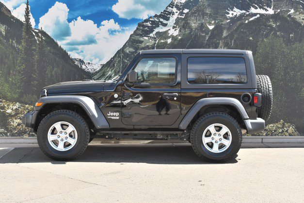 Used 2019 Jeep Wrangler Sport image 7