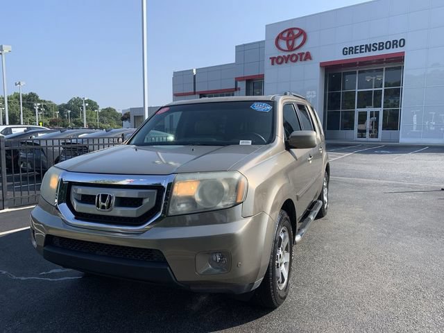 Used 2011 Honda Pilot Touring image 1