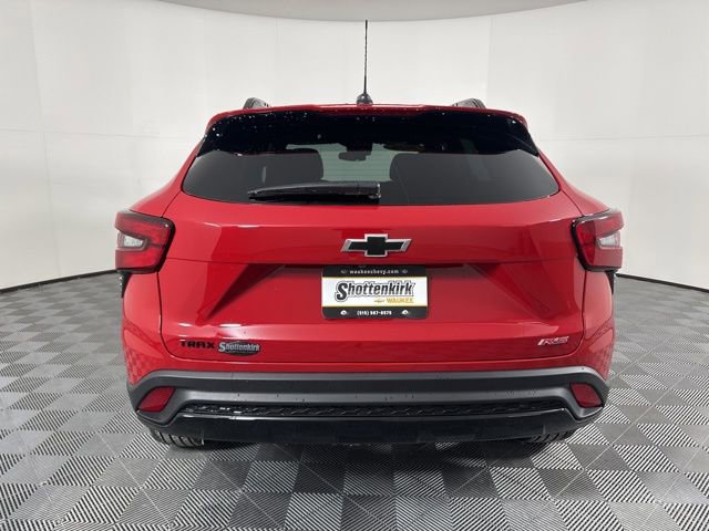 New 2026 Chevrolet Trax RS image 4