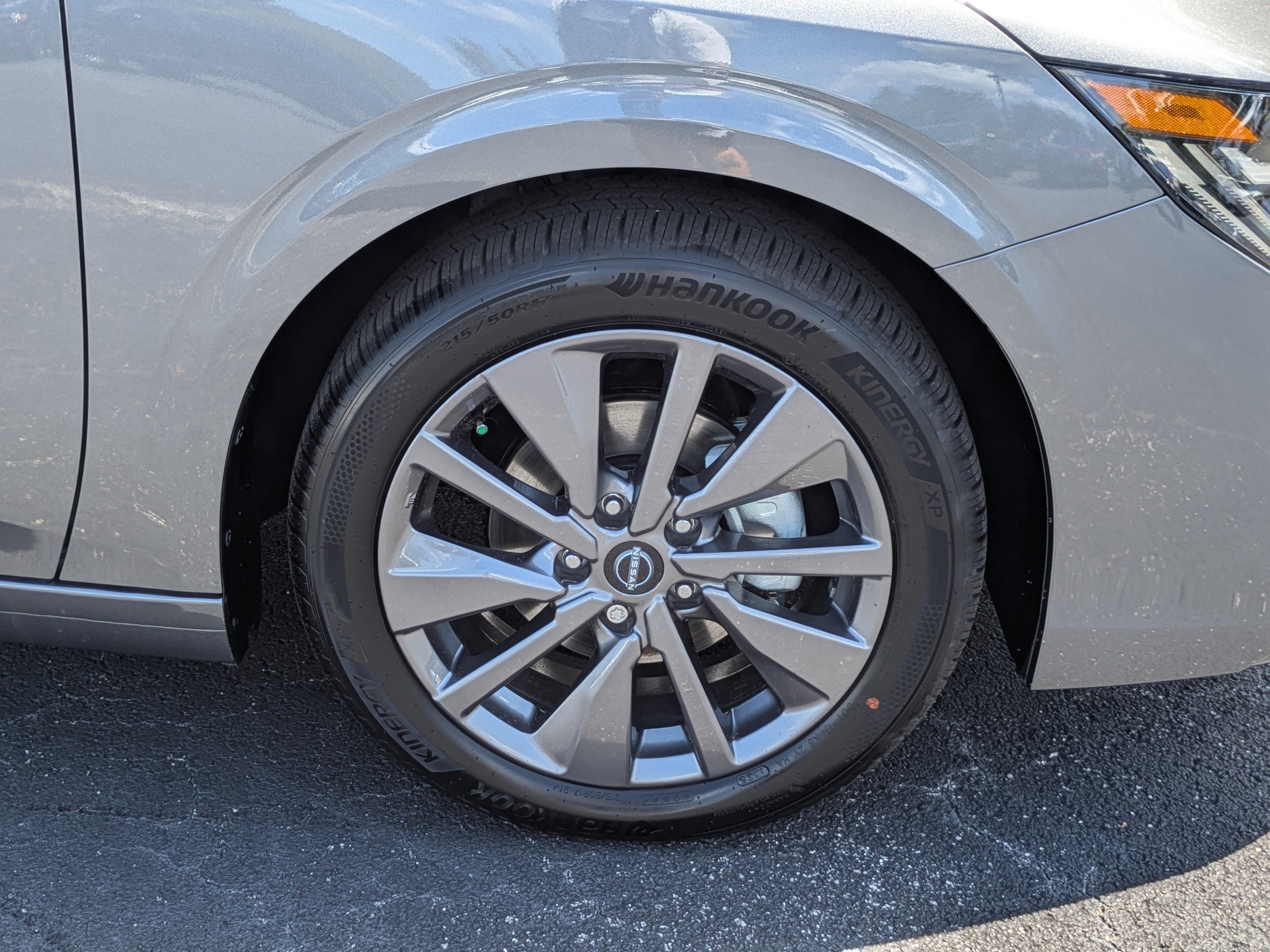 New 2027 Nissan Sentra SL FWD image 11