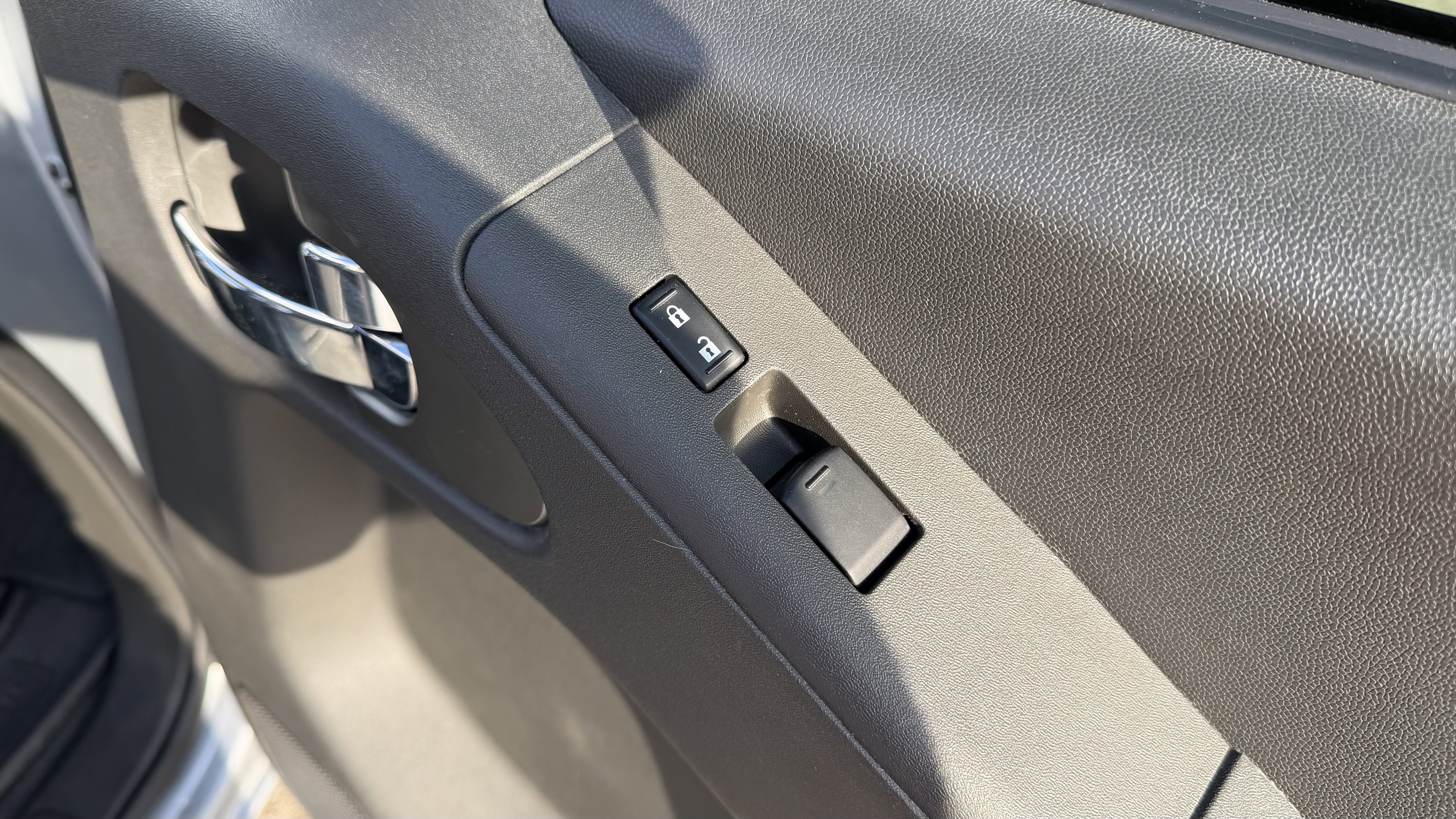 Used 2019 Nissan Frontier PRO-4X image 33