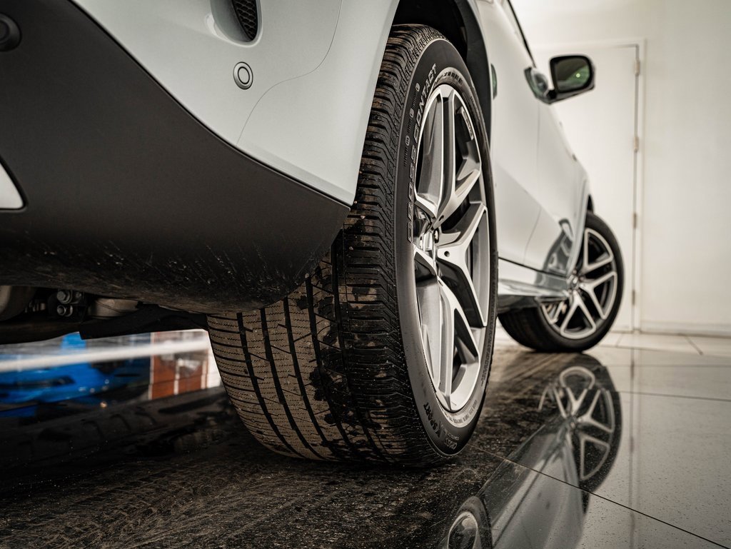 Certified 2025 Mercedes-Benz GLE 53 AMG 4MATIC image 48