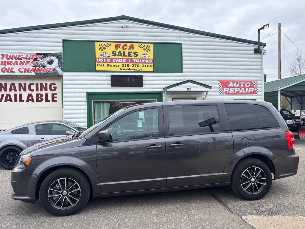 Used 2018 Dodge Grand Caravan SXT w/ Blacktop Package
