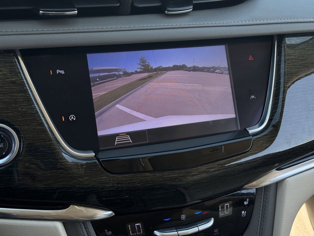 Used 2020 Cadillac XT6 Premium Luxury FWD image 18