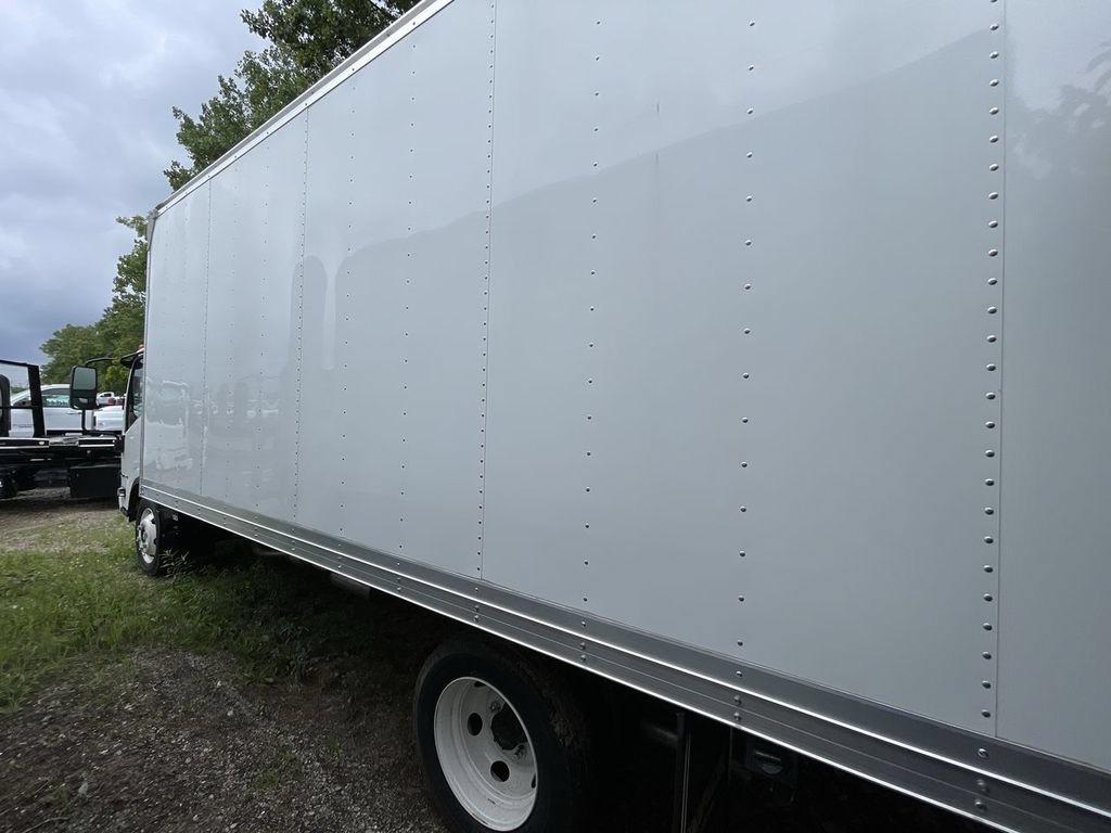 New 2024 Chevrolet Low Cab Forward 5500XG RWD image 4