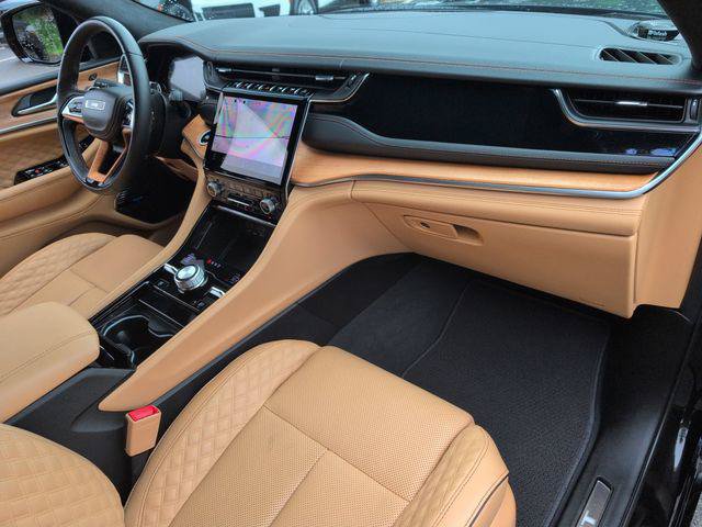 Certified 2023 Jeep Grand Cherokee L Summit AWD/4WD image 24