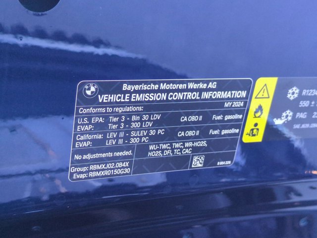 Used 2024 BMW 330i Sedan w/ Convenience Package RWD image 27